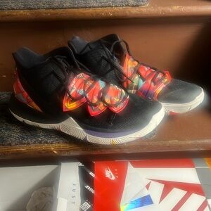 Size 13, Kyrie 5’s, Chinese new year, LIKE NEW!!! No box.